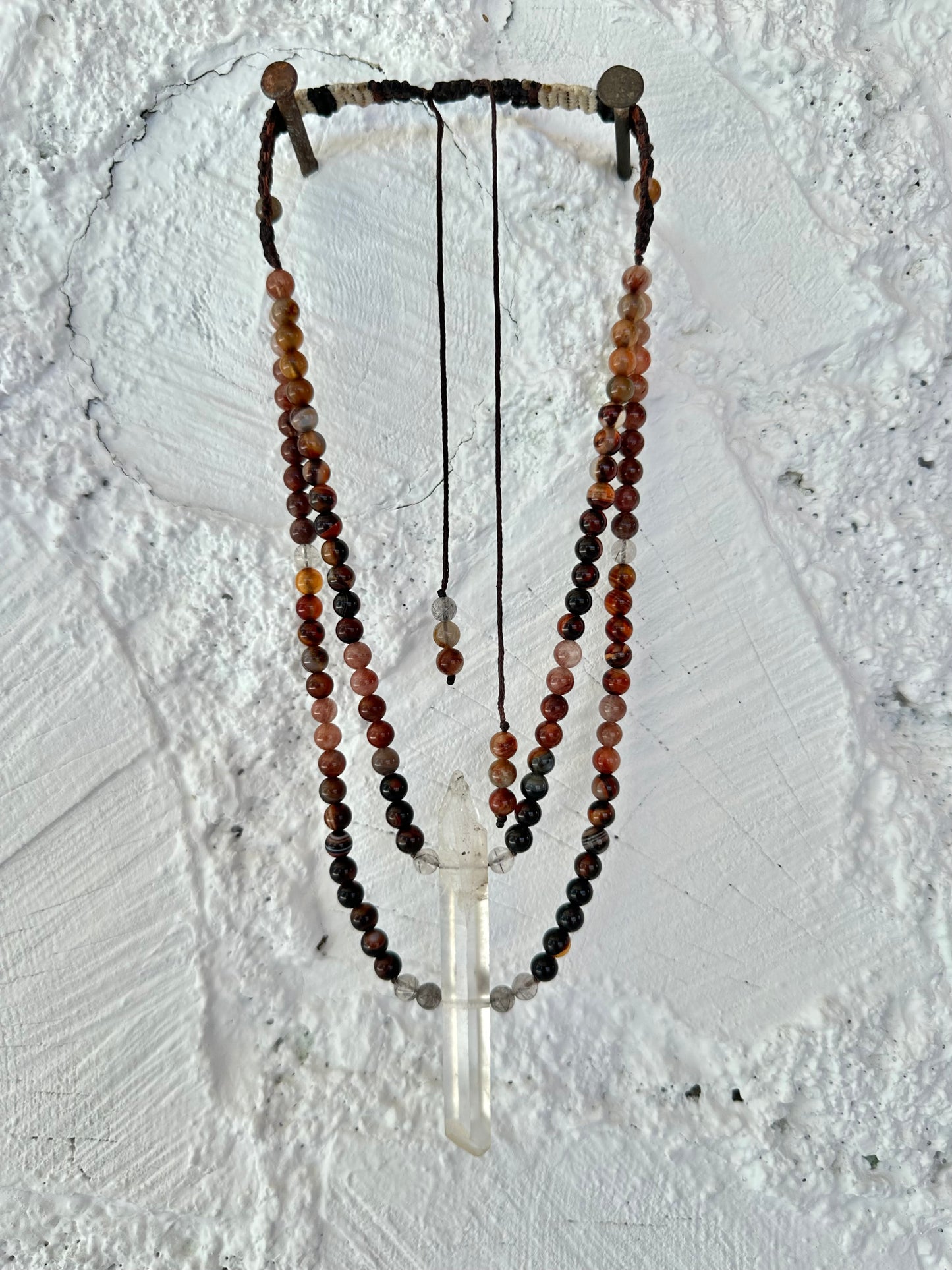 Resonant Quartz & Rich Stones